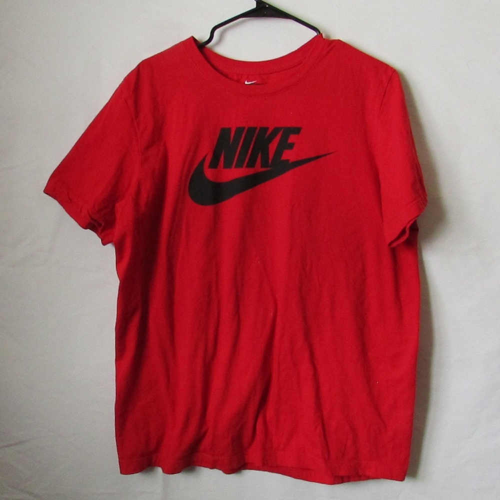 Nike Red Short Sleeve Tee